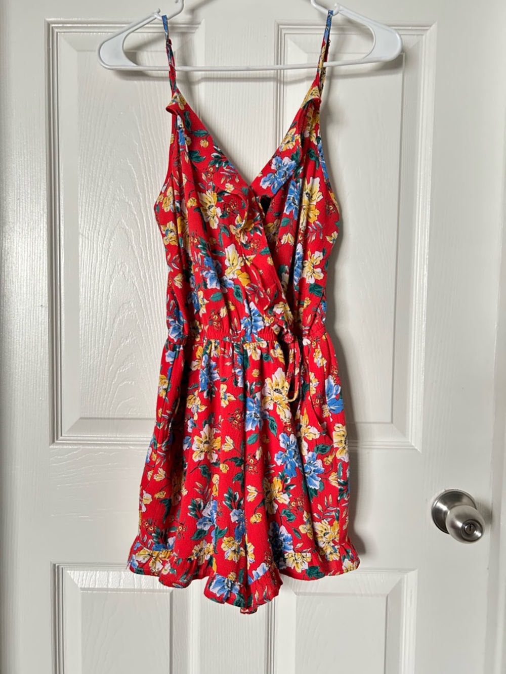 Floral Ref Spaghetti-Strap Romper